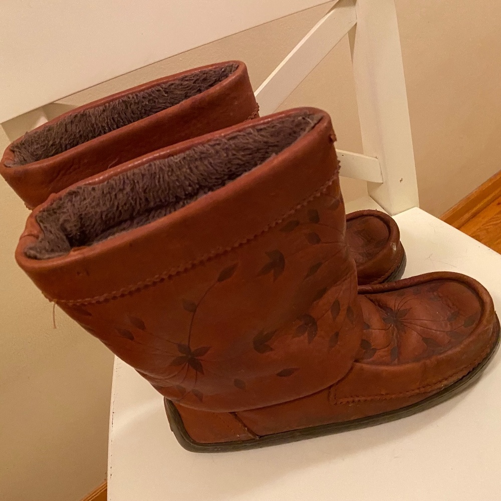 Manitoba Mukluks boots